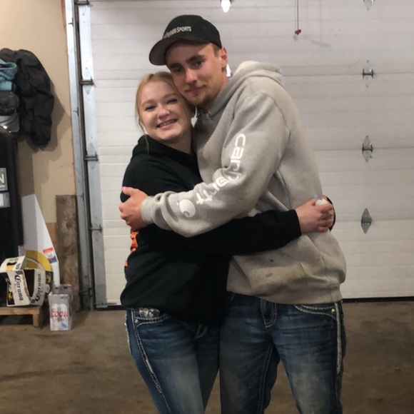 Meet your Posher, Brooke - Picture 1 of 1